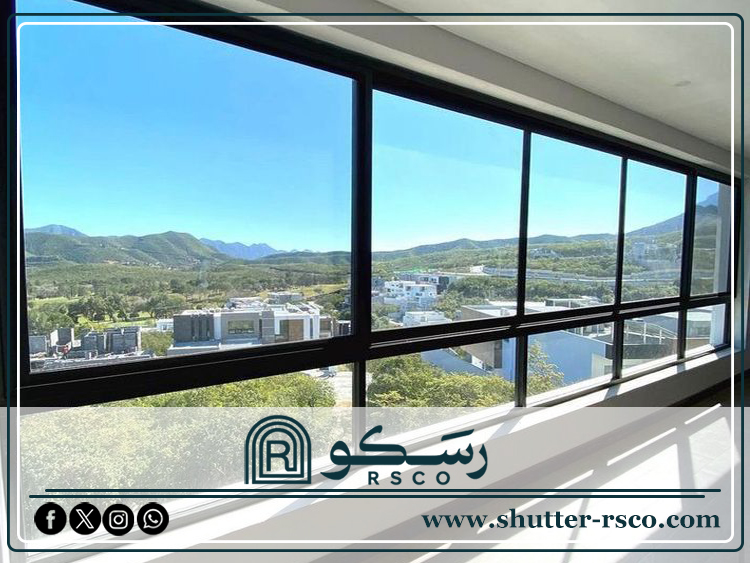 فني زجاج فريملس بالرياض